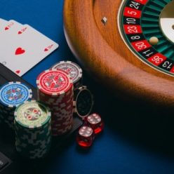 Poker - Game bai truc tuyen, doi thuong cuc cao